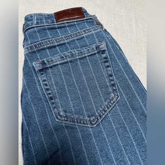 Hollister Striped Mom Jeans - Picture 6 of 6